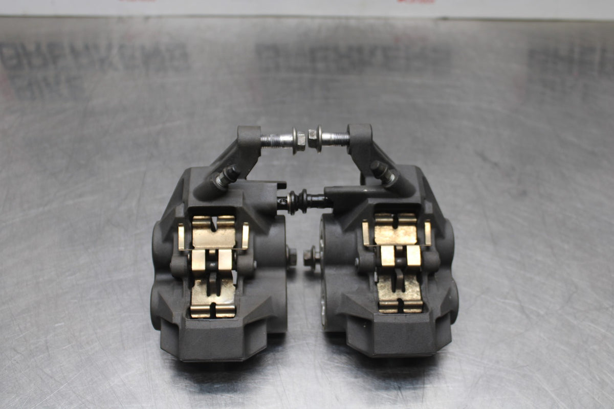 14-17 YAMAHA FZ07 RIGHT LEFT FRONT BRAKE CALIPER SET PAIR CALIPERS BB843