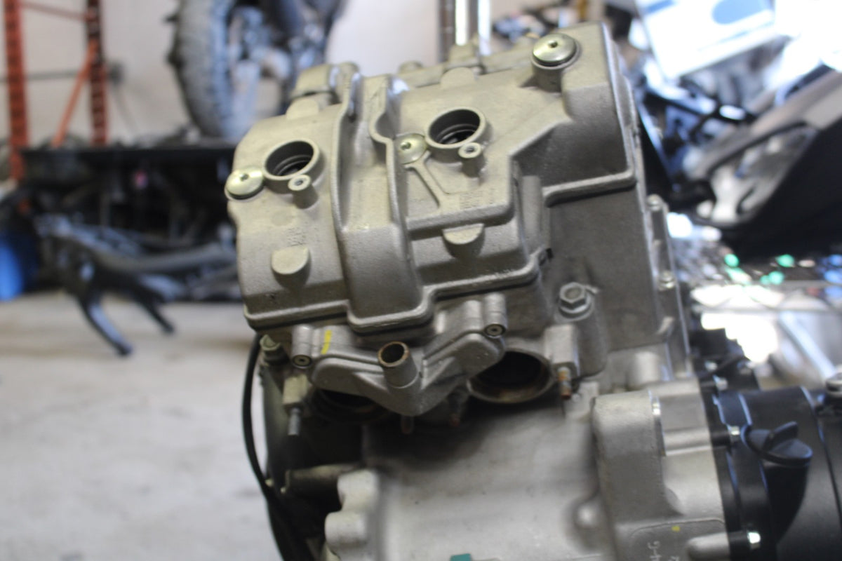 16 APRILIA TUONO V4 1100 ENGINE MOTOR BB905