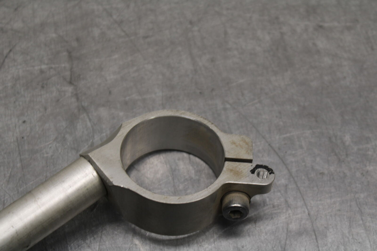 06-07 YAMAHA YZF R6 LEFT CLIP ON HANDLEBAR BB742