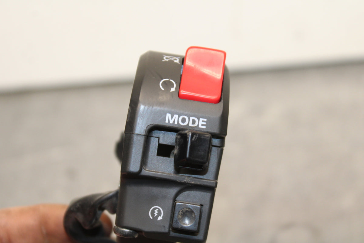 09-14 YAMAHA YZF R1 RIGHT CLIP ON HANDLE KILL OFF START SWITCH SWITCHES BB119