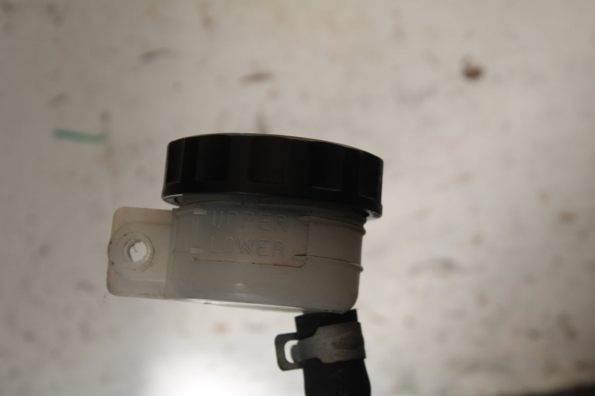 01-06 TRIUMPH TIGER 955I REAR BACK BRAKE MASTER CYLINDER W RESERVOIR  BB693