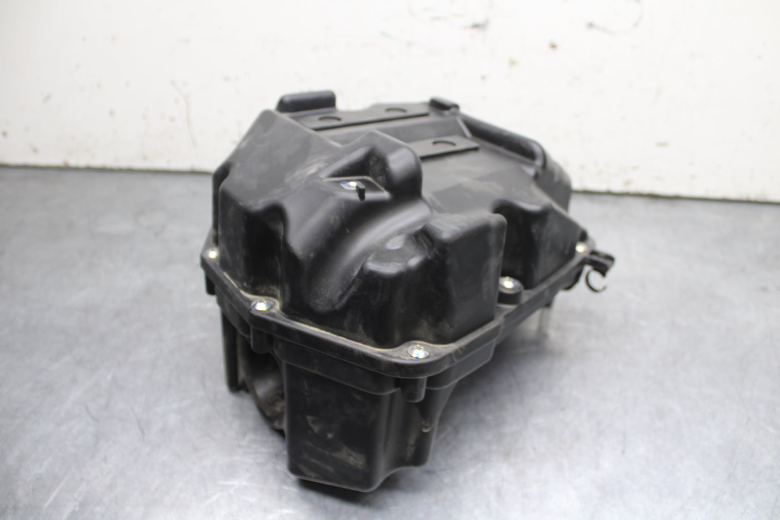 18-24 KAWASAKI NINJA 650 AIRBOX AIR INTAKE FILTER BOX BB725