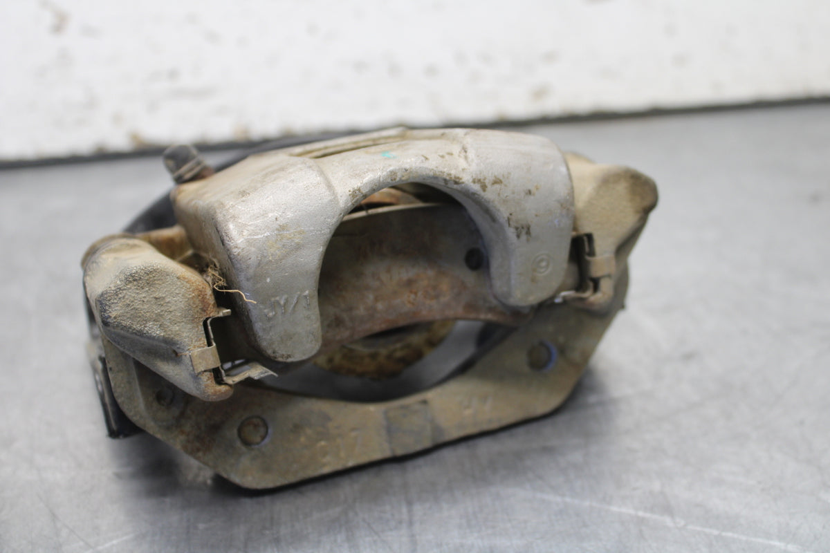 20-24 CF-MOTO CFORCE 600 TOURING FRONT BRAKE CALIPER SET PAIR  BB715