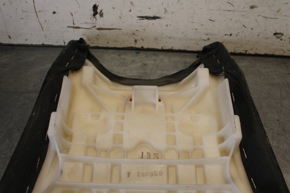 08-16 YAMAHA YZF R6 FRONT DRIVERS SEAT PAD SADDLE PILLION 13S-24710-00-00 BB665