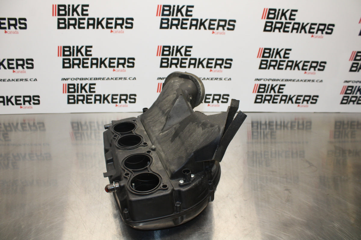 11 SUZUKI GSXR1000 AIRBOX AIR INTAKE FILTER BOX BB142
