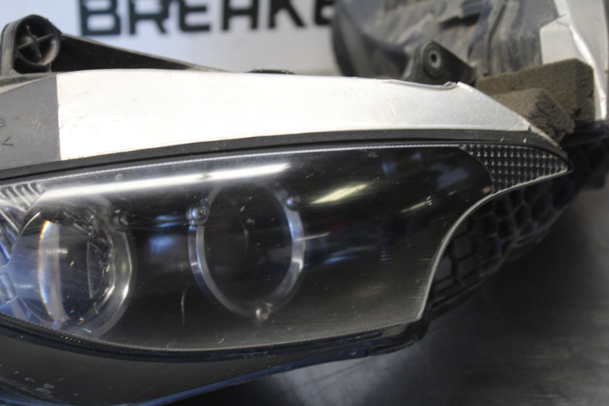 05 YAMAHA YZF R6 OEM FRONT HEADLIGHT HEAD LIGHT LAMP BB894