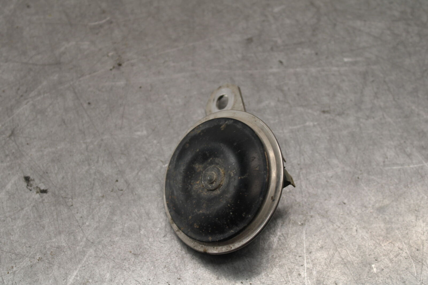 09-15 YAMAHA FZ6R HORN SIGNAL BB686
