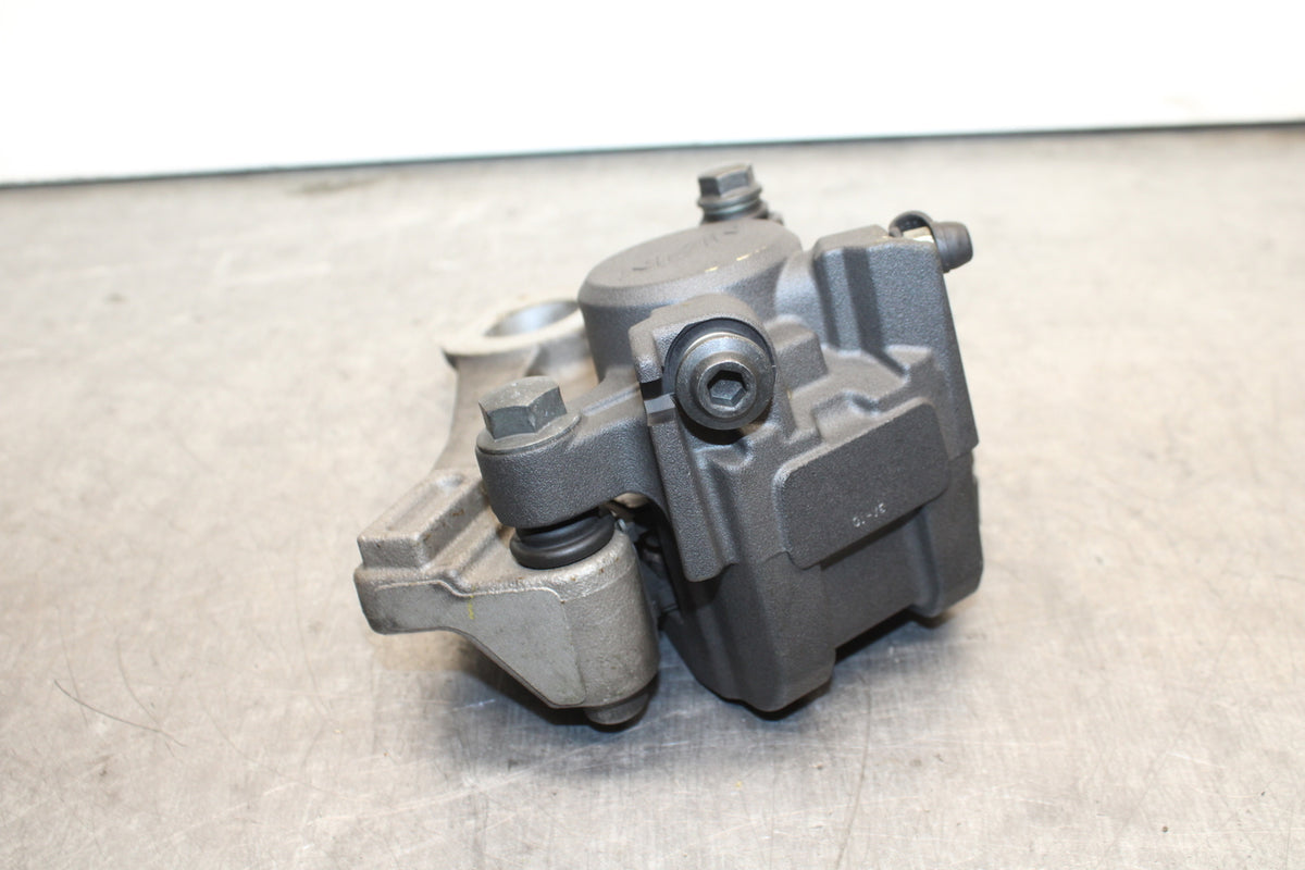 09-14 YAMAHA YZF R1 REAR BACK BRAKE CALIPER W MOUNT BRACKET BB119