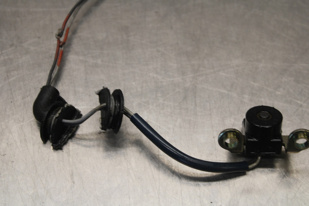 03 YAMAHA YZF R1 ENGINE MOTOR COIL PICKUP PULSE PULSER SENSOR BB895