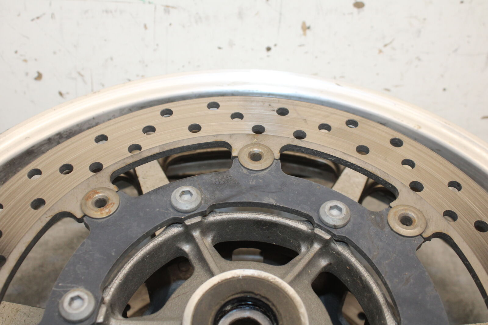 14-15 YAMAHA V STAR 1300 XVS1300CT TOURER FRONT WHEEL FRONT RIM BB722
