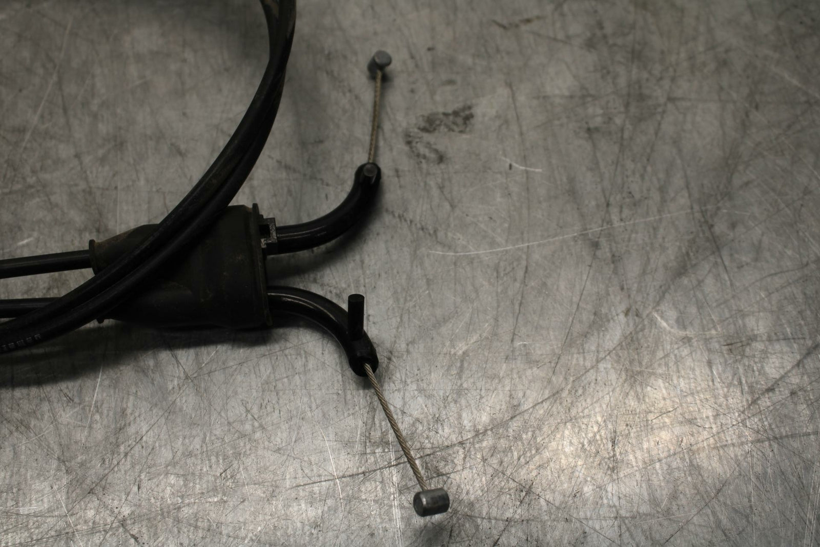 19-20 KAWASAKI NINJA ZX6R THROTTLE CABLES LINES BB419