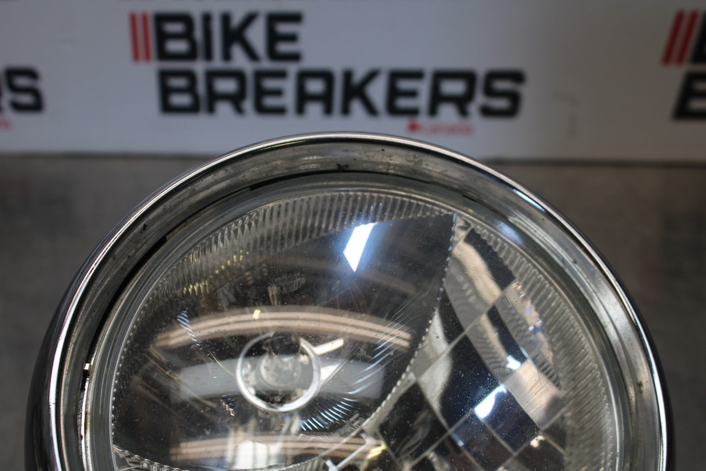 05-06 VICTORY KINGPIN DELUXE SINGLE HEADLIGHT HEAD LAMP LIGHT BB195