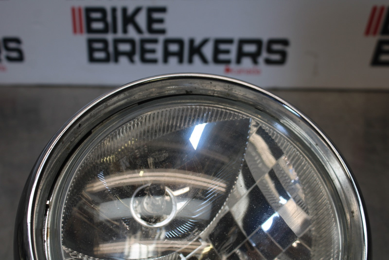 05-06 VICTORY KINGPIN DELUXE SINGLE HEADLIGHT HEAD LAMP LIGHT BB195