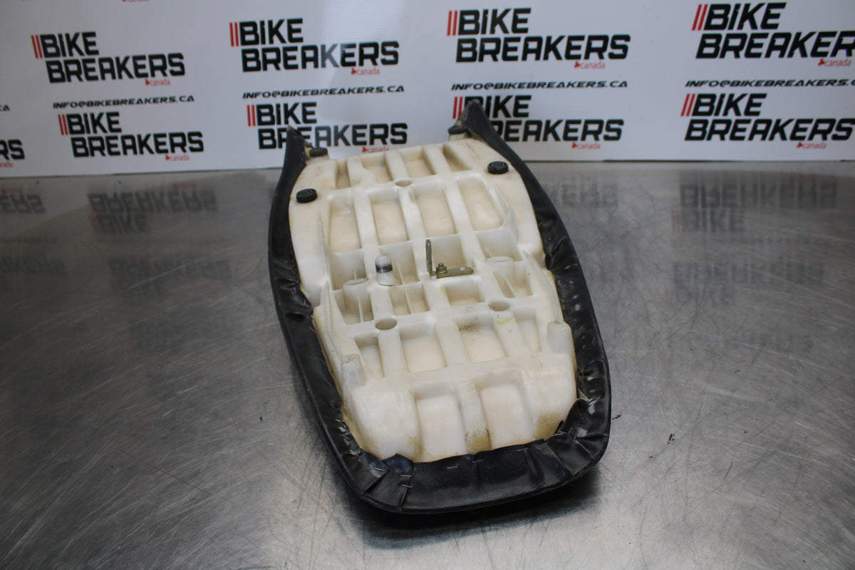 96-07 YAMAHA YZF600R FRONT REAR SEAT SADDLE BB158