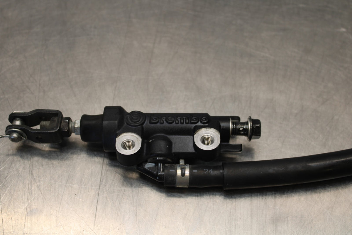 22-25 YAMAHA YZF R7 REAR BACK BRAKE MASTER CYLINDER W RESERVOIR BB182