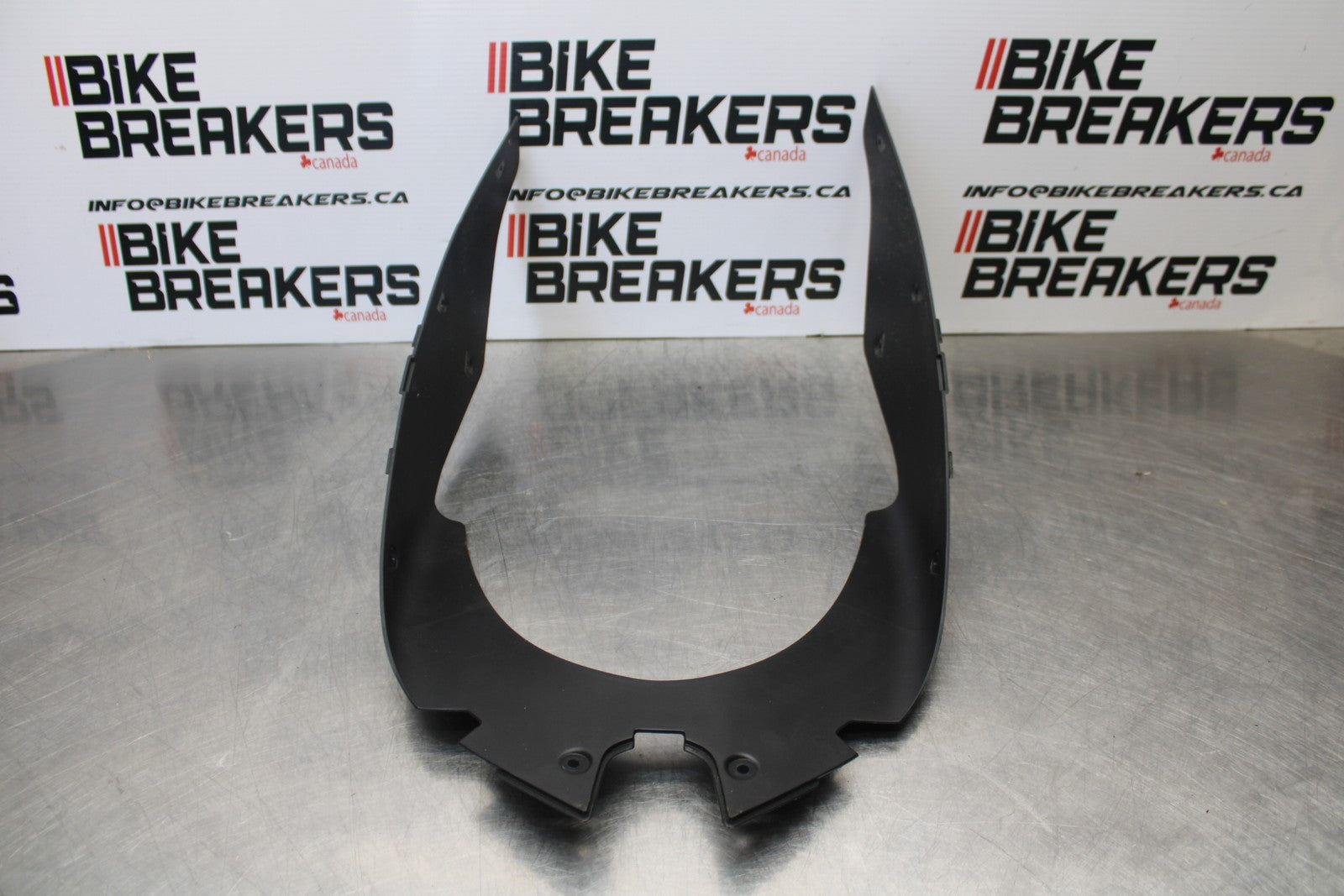 18-23 KAWASAKI NINJA 400 EX400 ABS LOWER FRONT UPPER INNER HEADLIGHT COWL BB192