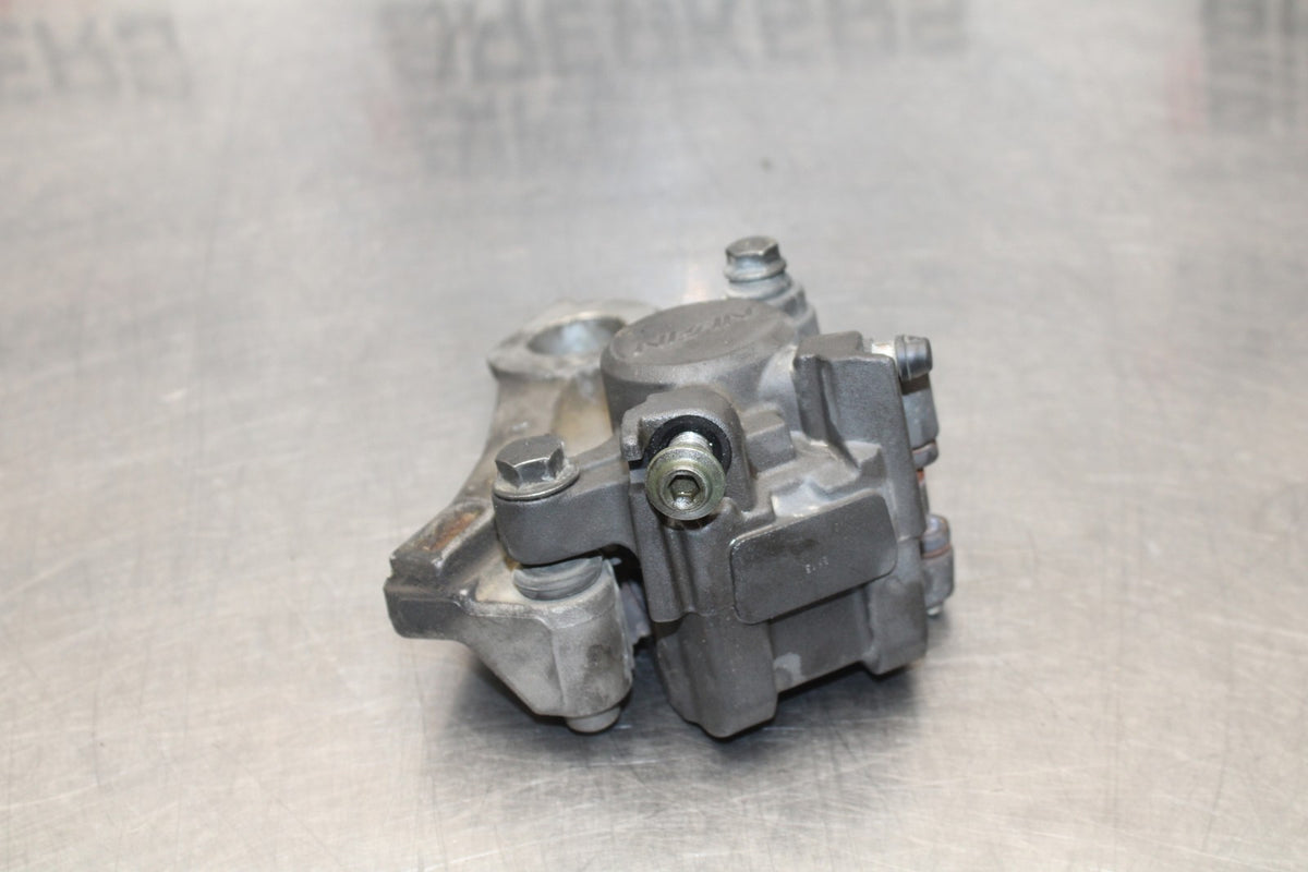 07-08 YAMAHA YZF R1 REAR BACK BRAKE CALIPER W MOUNT BRACKET BB771
