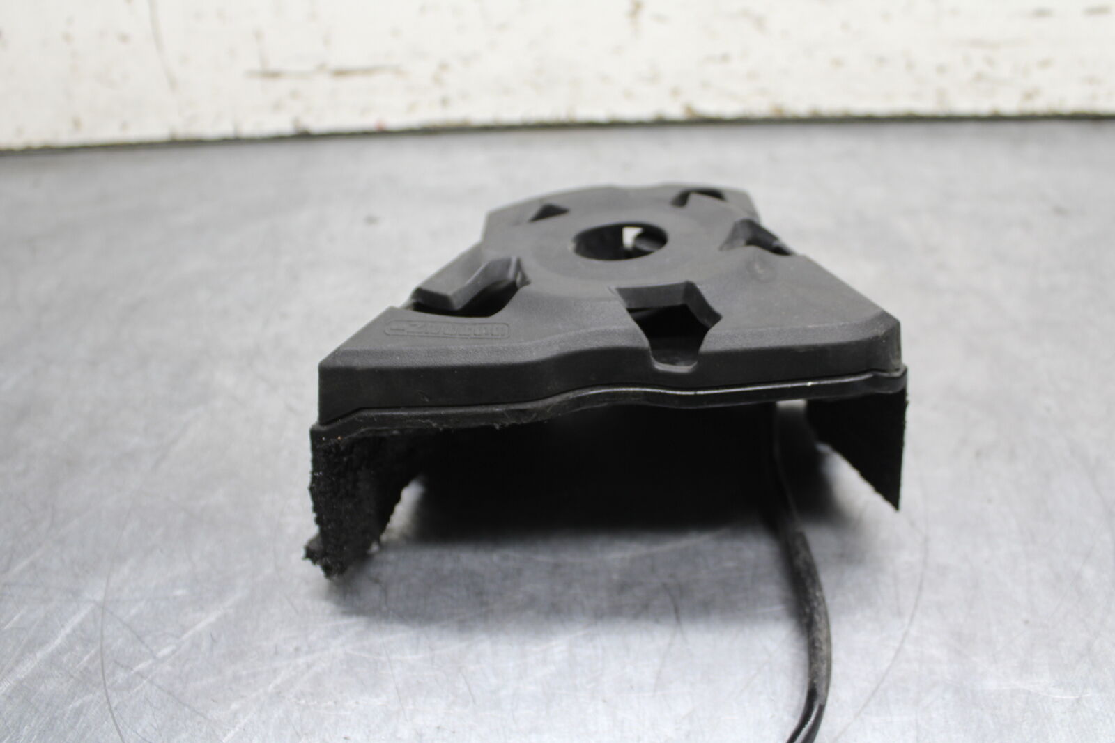 12-13 KAWASAKI Z1000 ENGINE SPROCKET COVER BB743