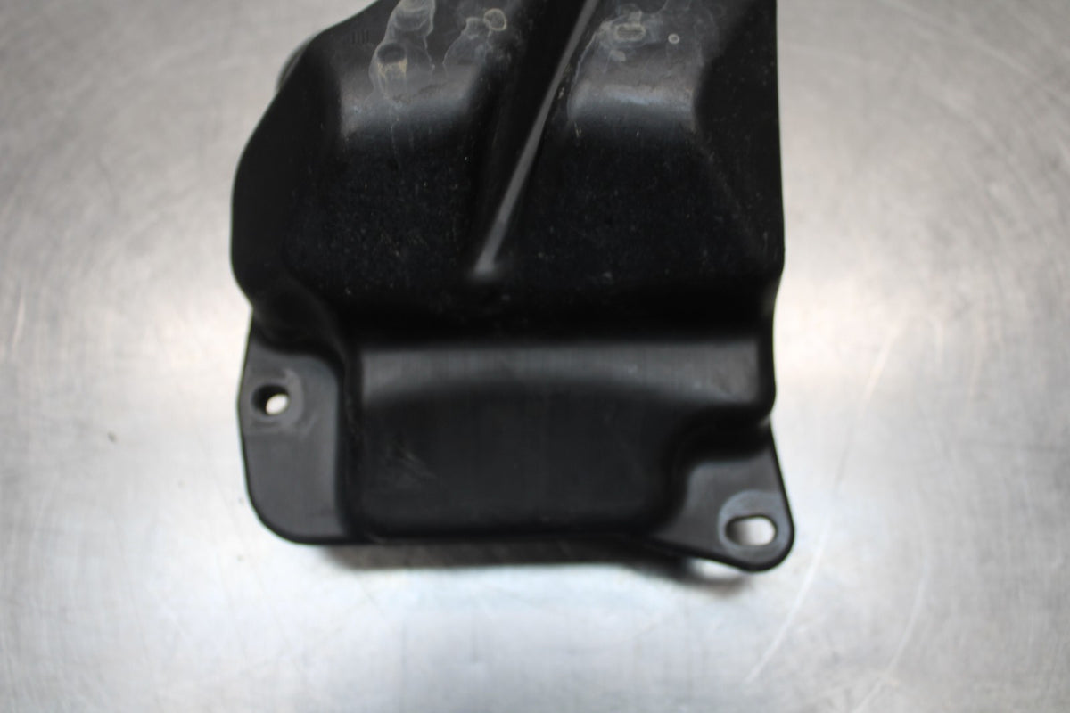 02 DUCATI MONSTER 620 ENGINE MOTOR OIL BREATHER TANK BB851