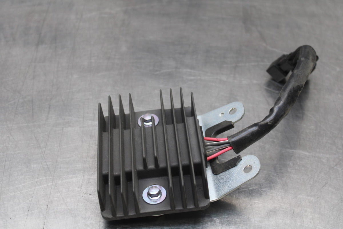 08-10 SUZUKI GSXR 600 RECTIFIER VOLTAGE REGULATOR BB202