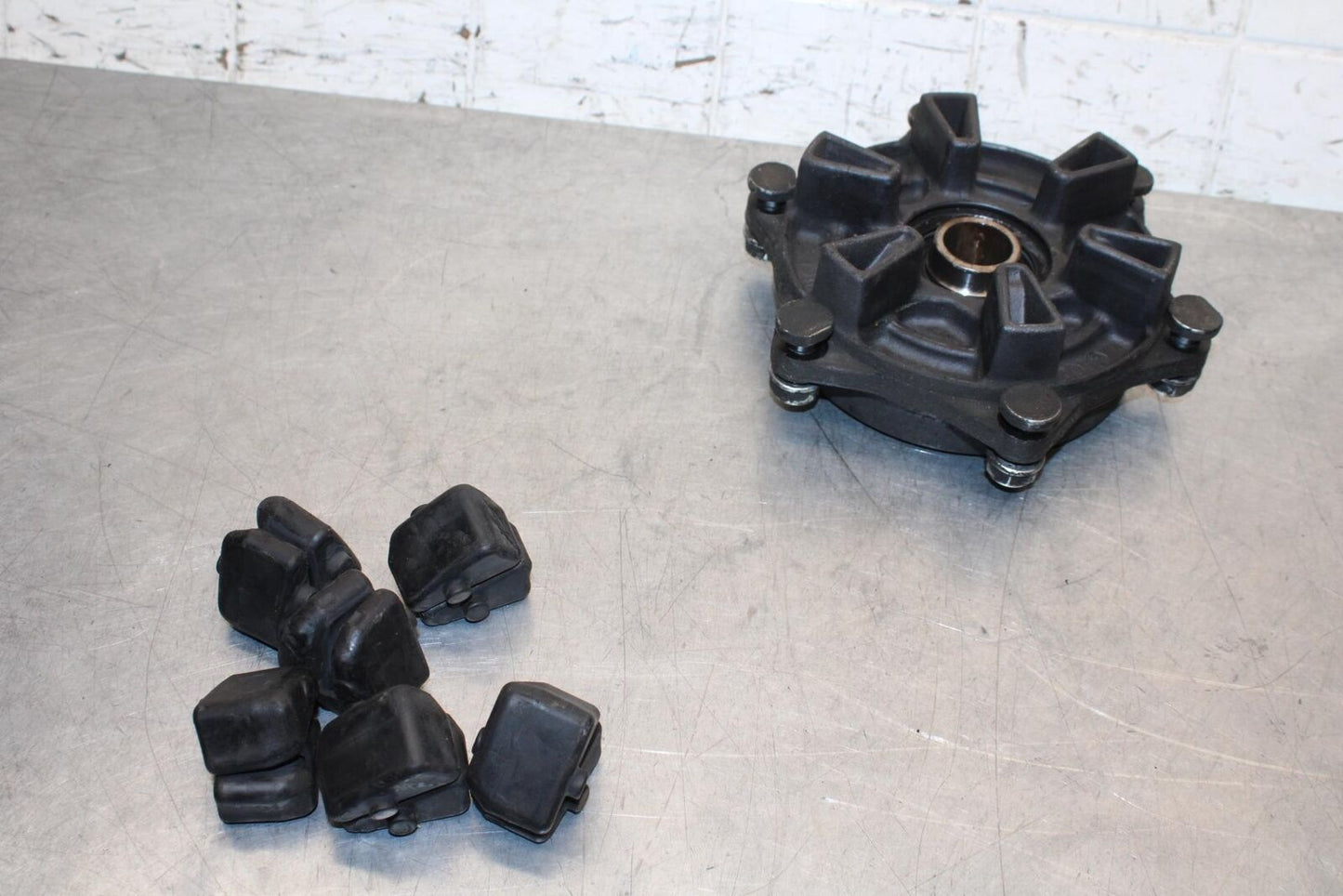 2006 Honda CBR600RR REAR HUB SHOCK DAMPERS CUSH ABSORBERS 06410-MCF-000 BB63