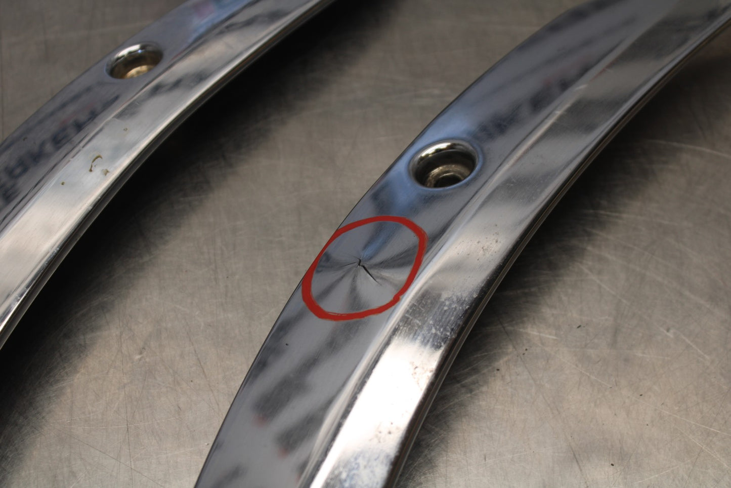 05-06 VICTORY KINGPIN DELUXE REAR STRUT COVER SET PAIR BB195