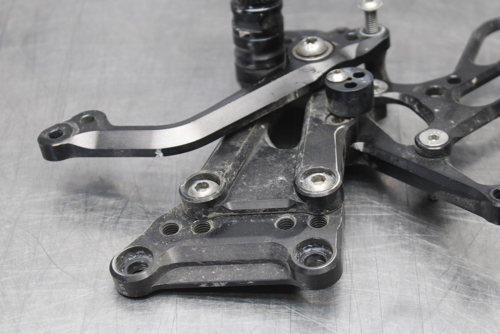 12-14 BMW S1000RR AFTERMARKET RIGHT REARSET REAR SET DRIVER FOOT PEG REST BB204