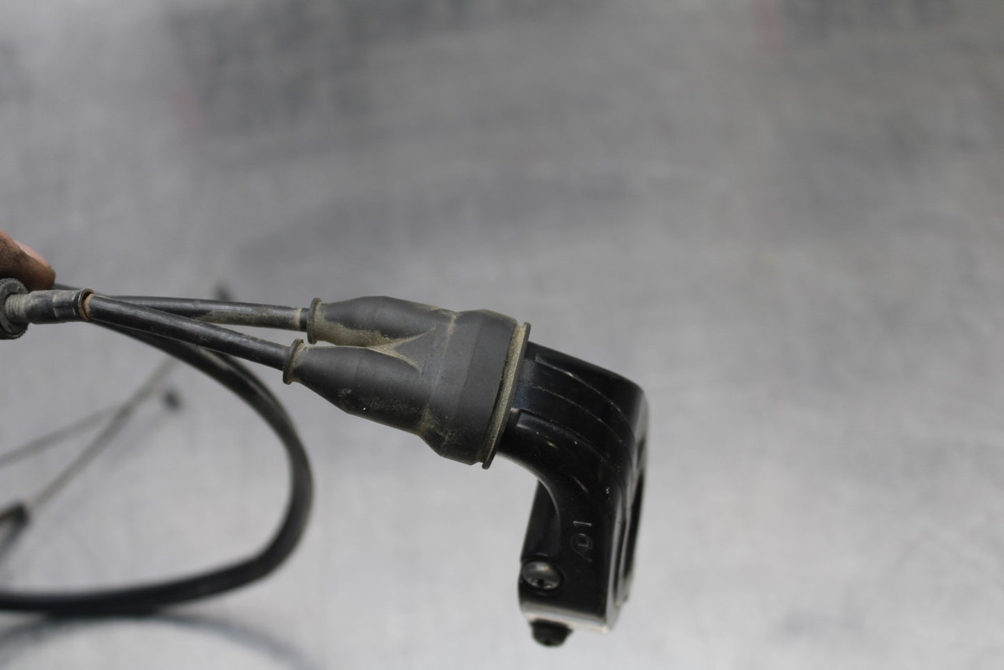 07-08 KAWASAKI NINJA ZX6R THROTTLE CABLE LINE HOUSING GUIDE BB203