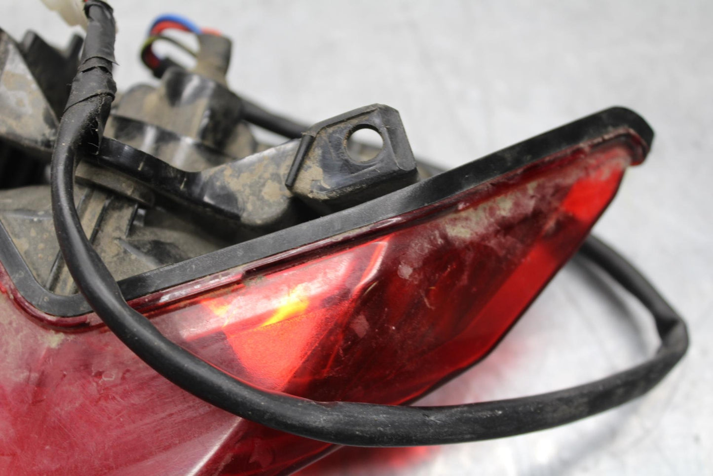 2015 Kawasaki Ninja 300 EX300 REAR TAIL TAILLIGHT BACK BRAKE LIGHT BB61