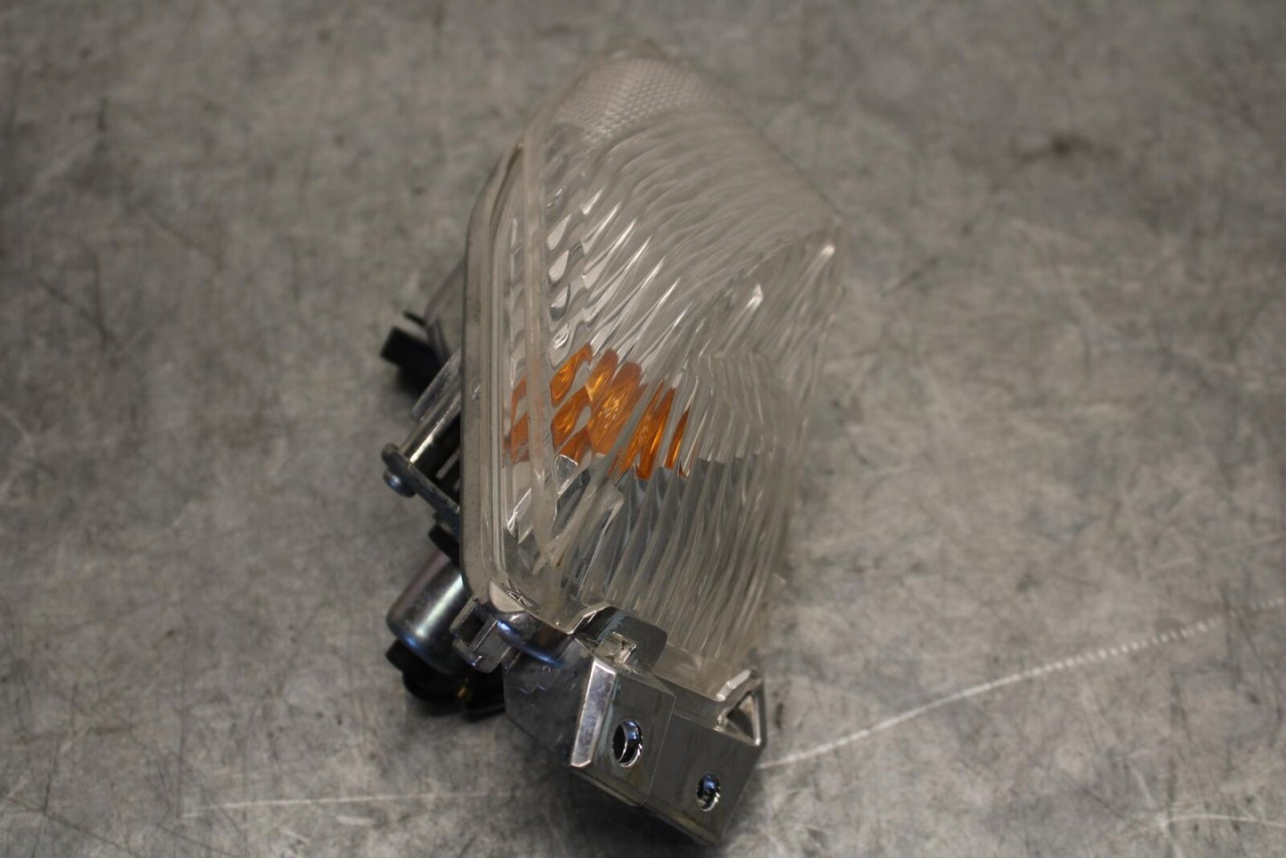 11-23 SUZUKI GSXR 750 RIGHT REAR BACK TURN SIGNAL LIGHT INDICATOR BB54