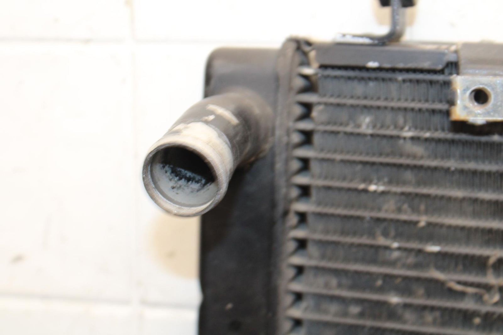 2000 Yamaha YZF R6 ENGINE RADIATOR MOTOR COOLER COOLING RADIATER BB558