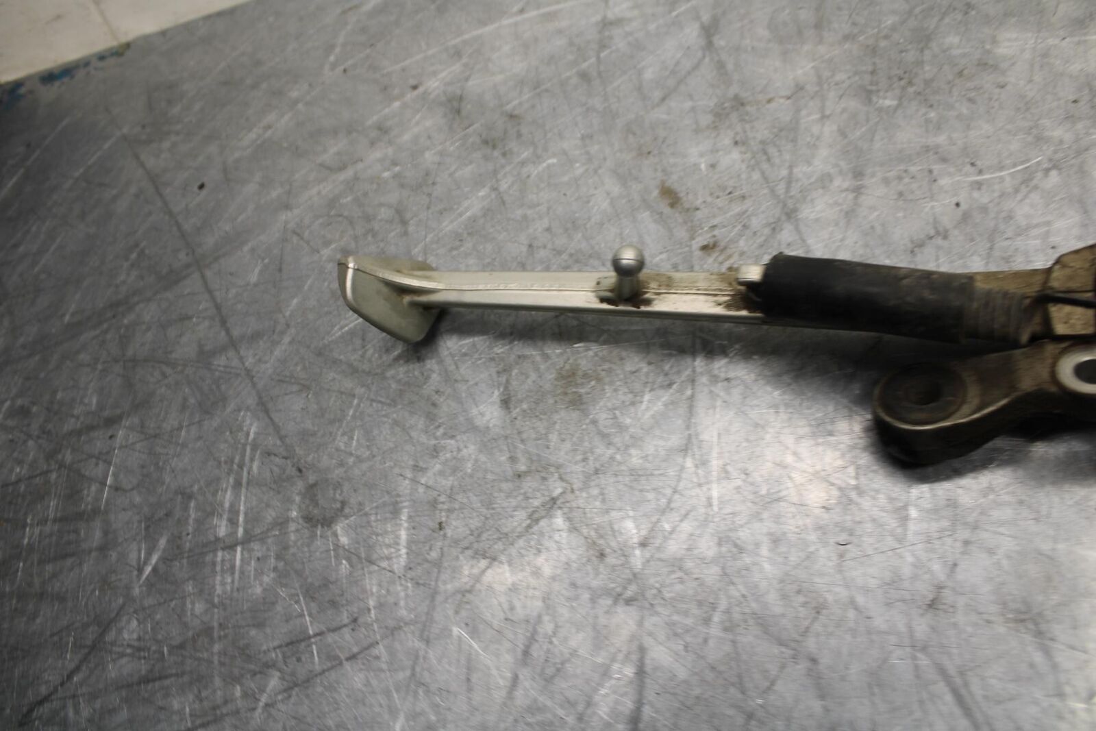 18 YAMAHA YZF R1  KICKSTAND SIDE KICK STAND BB473