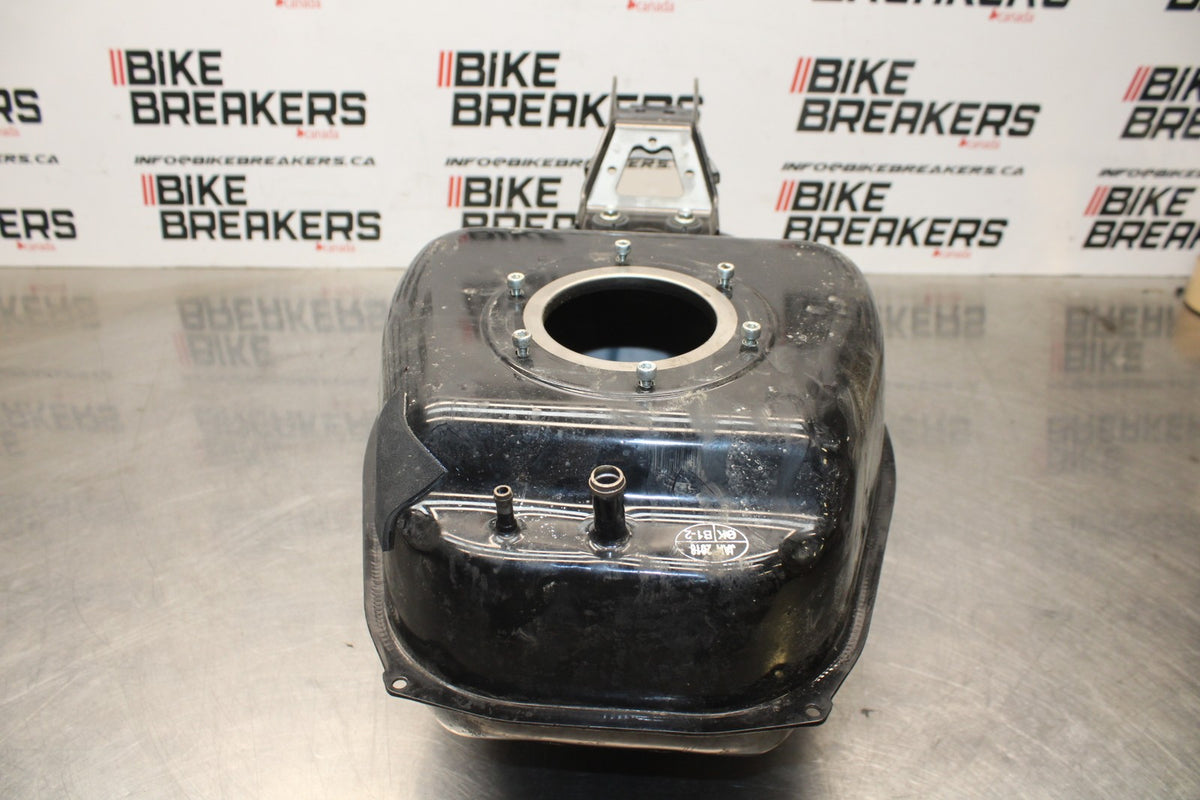 17-18 YAMAHA YZF R3 GAS TANK FUEL CELL PETROL RESERVOIR BB788