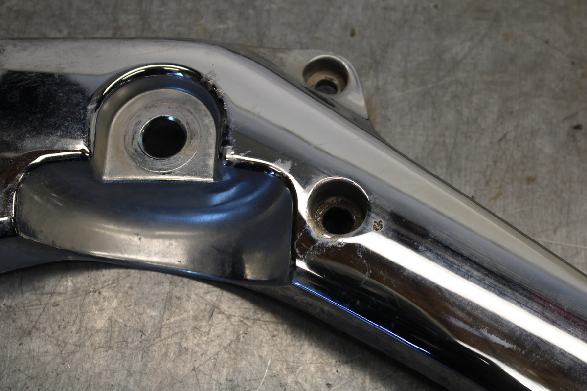 02-04 HONDA VTX1800S LEFT REAR FENDER SUPPORT SUBFRAME BB712