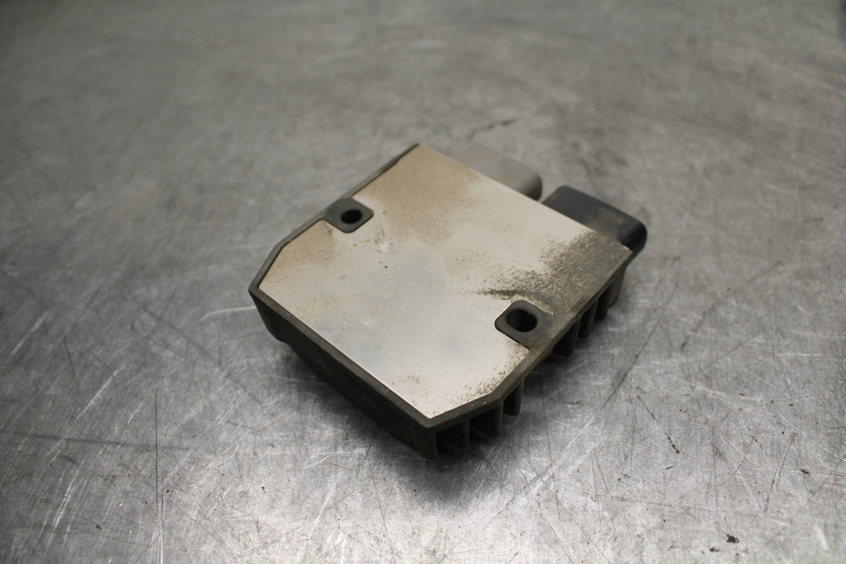 14-15 YAMAHA V STAR 1300 XVS1300CT TOURER RECTIFIER VOLTAGE REGULATOR BB722