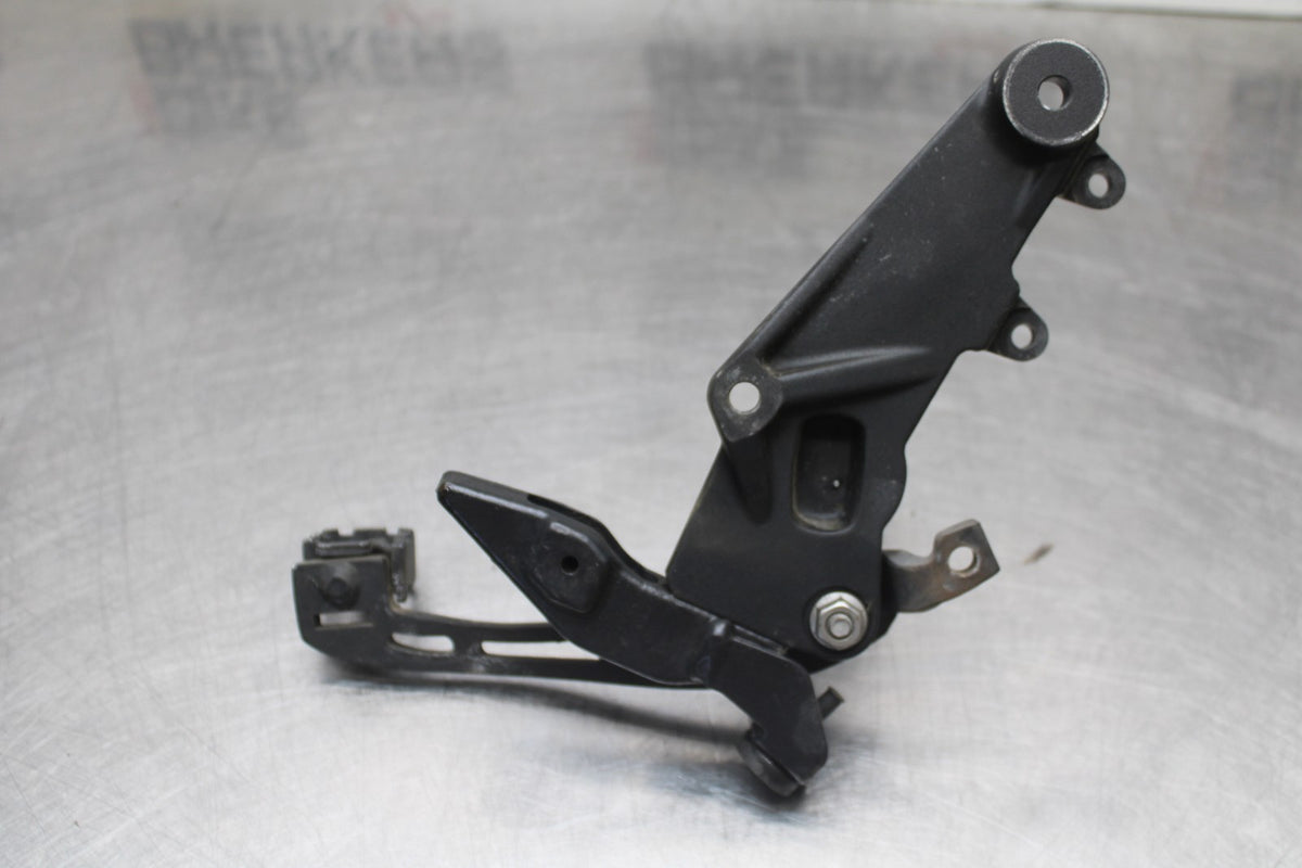 22 HARLEY-DAVIDSON PAN AMERICA 1250 RIGHT REARSET REAR SET DRIVER PEG REST BB910