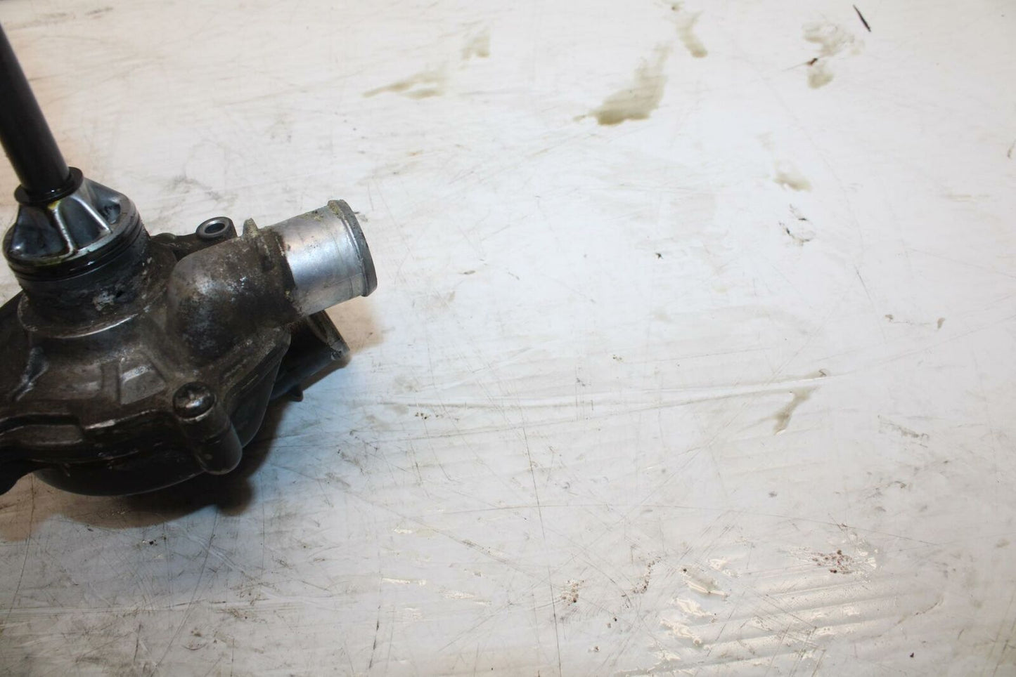 09-11 SUZUKI GSXR1000 ENGINE WATER COOLANT PUMP  BB284 #B