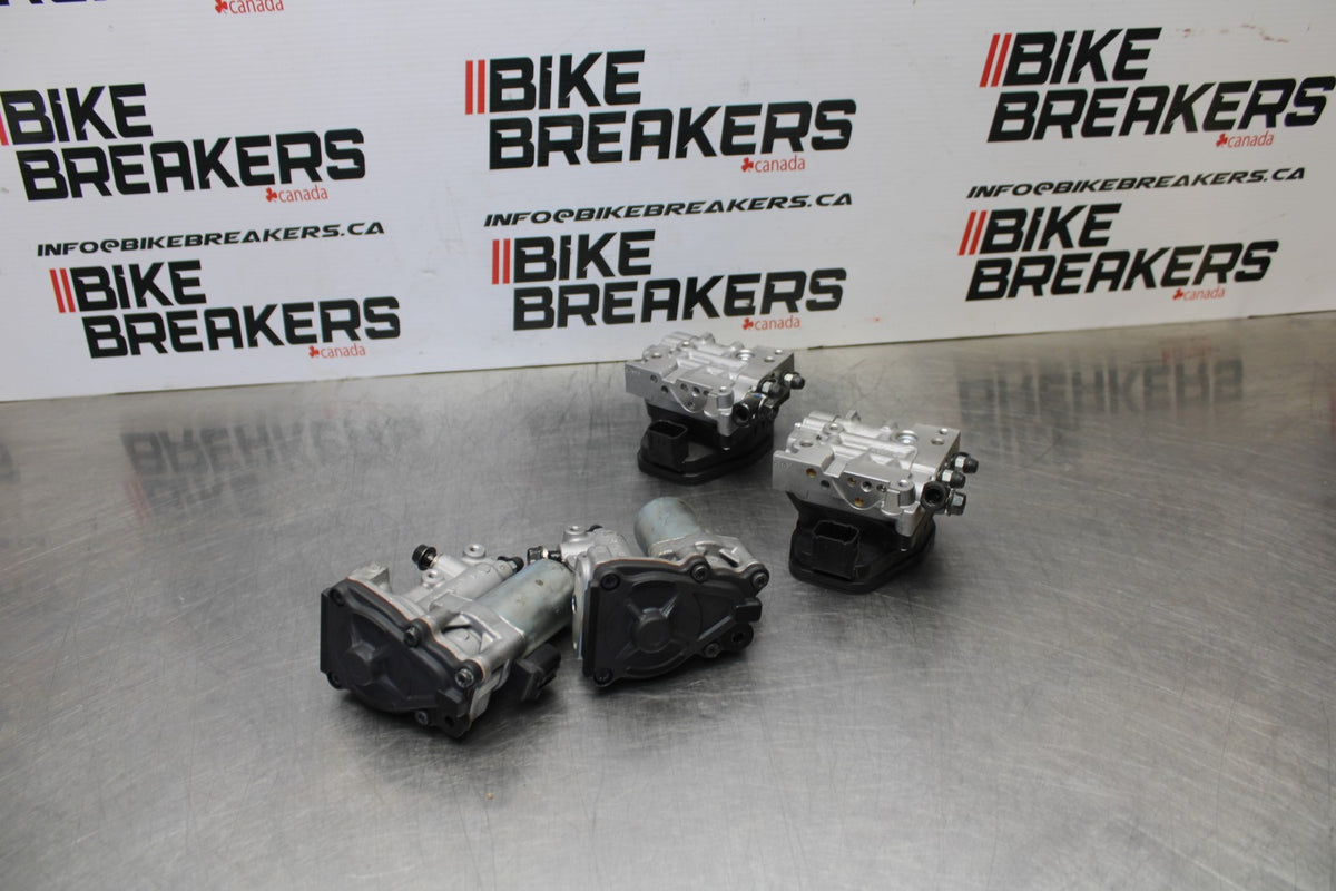 13-24 HONDA CBR600RR ABS PUMP UNIT MODULE SET PAIR BB772