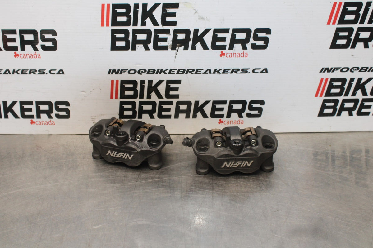 24-25 KAWASAKI NINJA ZX6R RIGHT LEFT FRONT BRAKE CALIPER SET PAIR BB785-CH