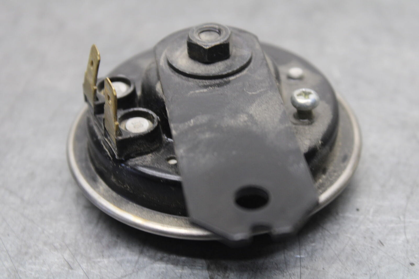 22-24 YAMAHA XSR900 HORN SIGNAL BB683