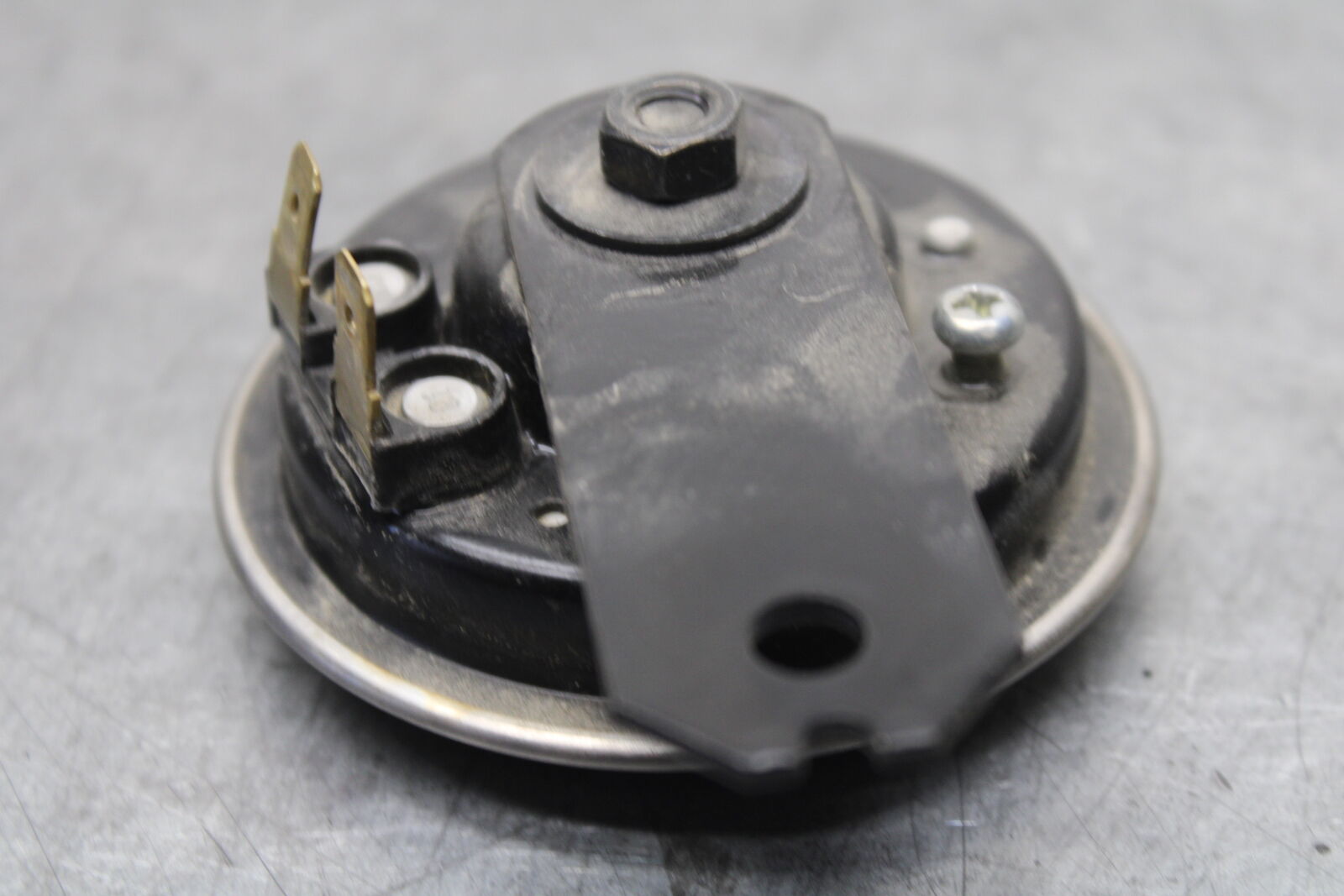 22-24 YAMAHA XSR900 HORN SIGNAL BB683
