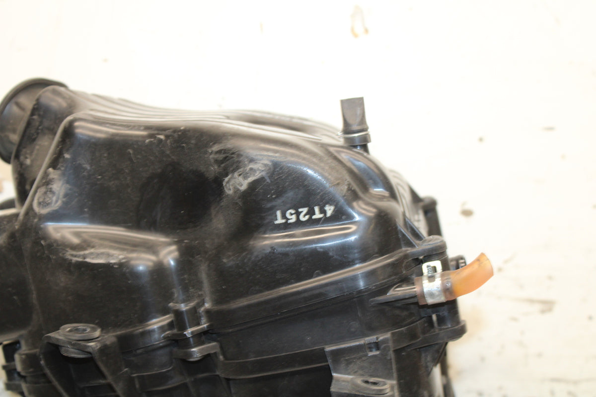 15-16 HONDA CB300F AIRBOX AIR INTAKE FILTER BOX BB740