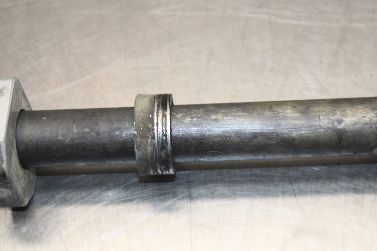 08-09 SUZUKI GSXR750 REAR AXLE BACK WHEEL RIM PIVOT BOLT AXELB8854