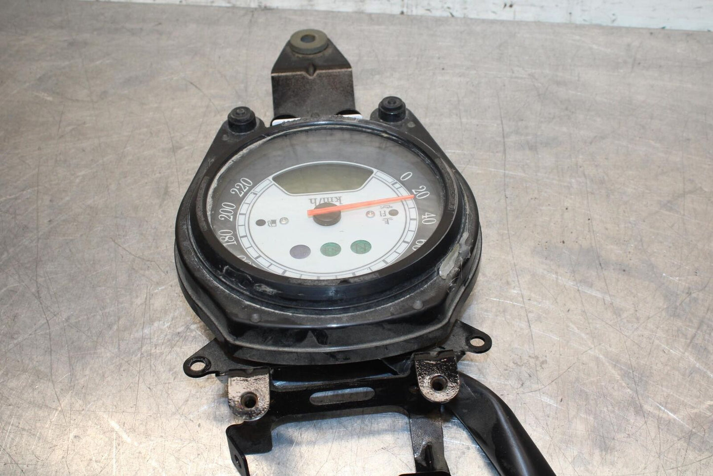 2005 Kawasaki Vulcan 1600 VN1600A Classic GAUGES METER SPEEDO TACH BB574