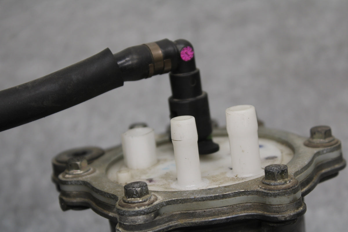 10-13 HONDA SHADOW RS 750 VT750RS FUEL GAS PUMP BB718