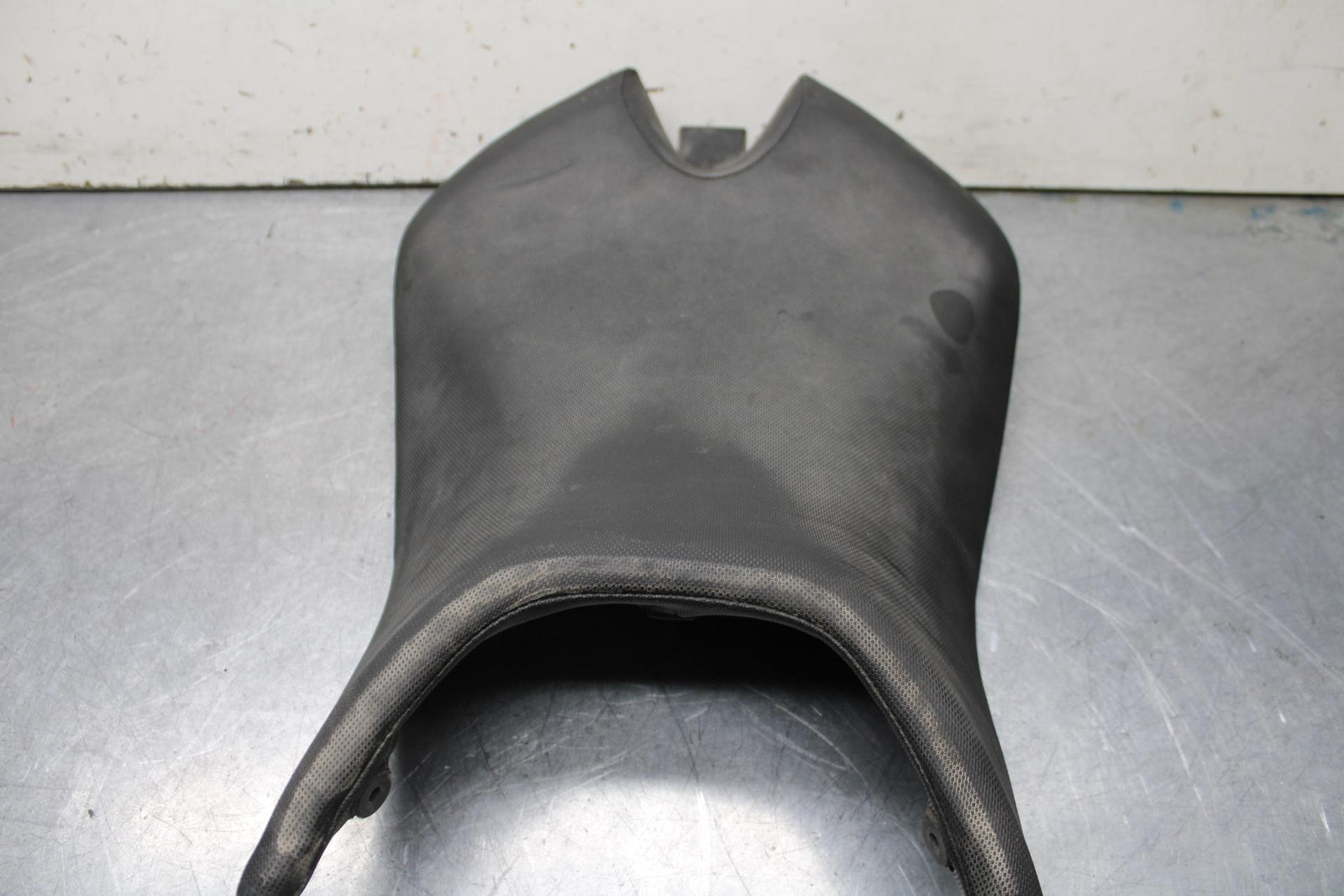 20-23 APRILIA RS660 FRONT DRIVERS SEAT PAD SADDLE PILLION BB643