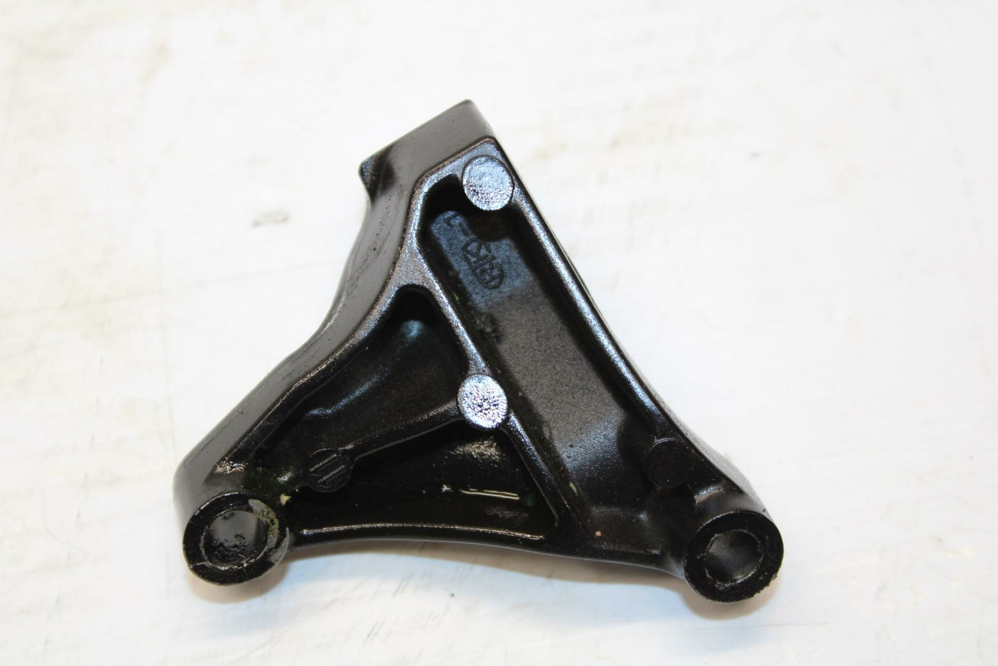 09-12 KAWASAKI NINJA ZX6R CLUTCH CABLE HOLDER MOUNT STAY BRACKET BB272