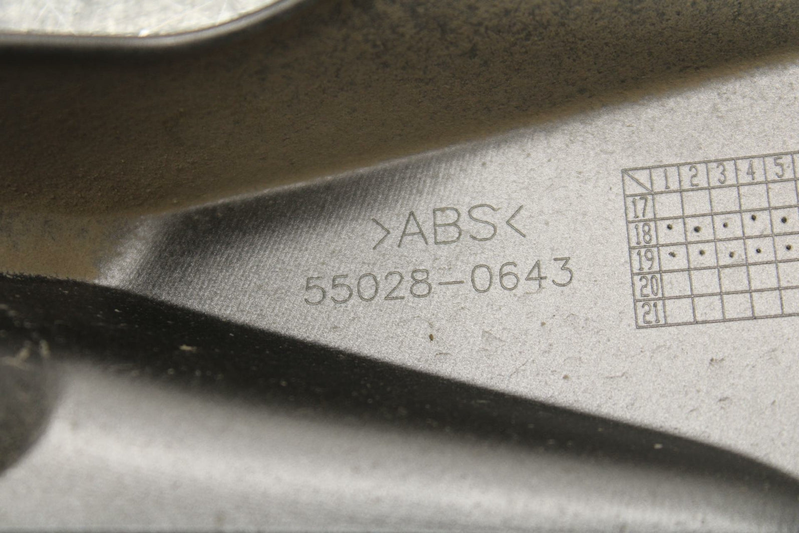 18-22 KAWASAKI NINJA 400 EX400 ABS LEFT AIR INTAKE GRILL BB416