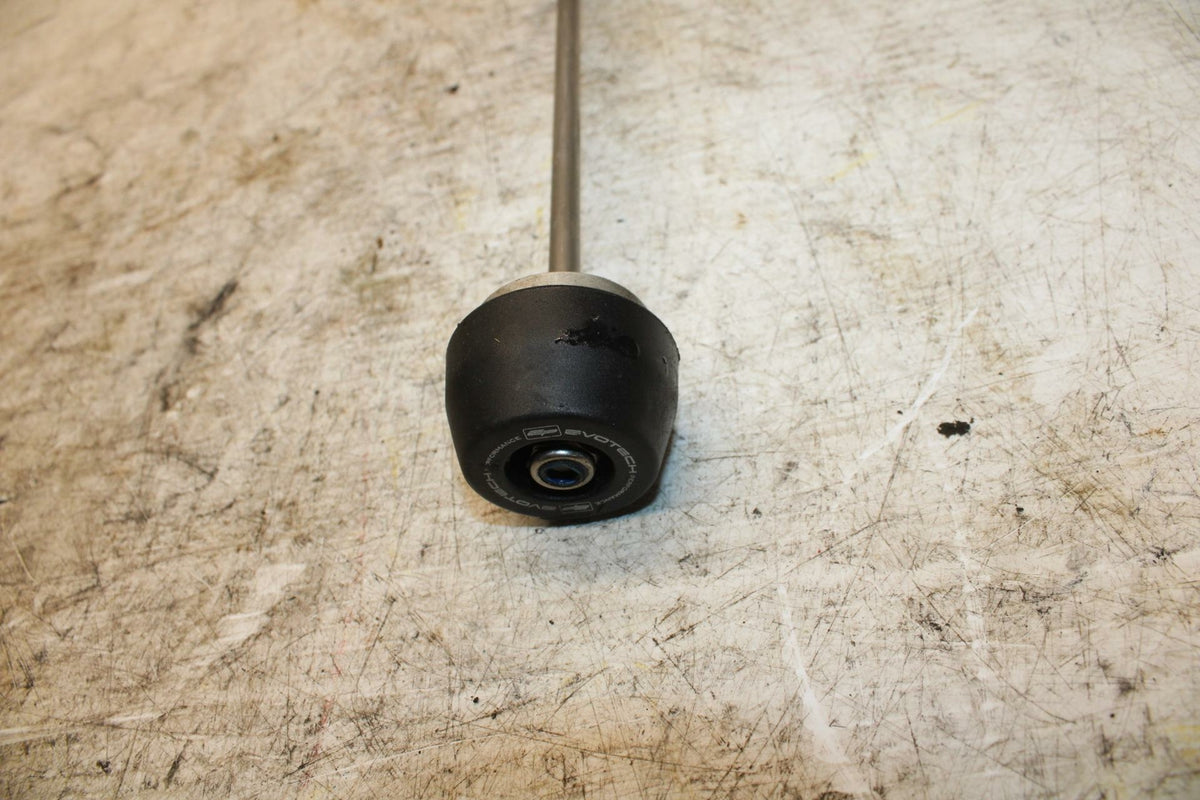 16-21 YAMAHA XSR900 EVOTECH FRONT WHEEL  AXLE  BOBBIN BB370