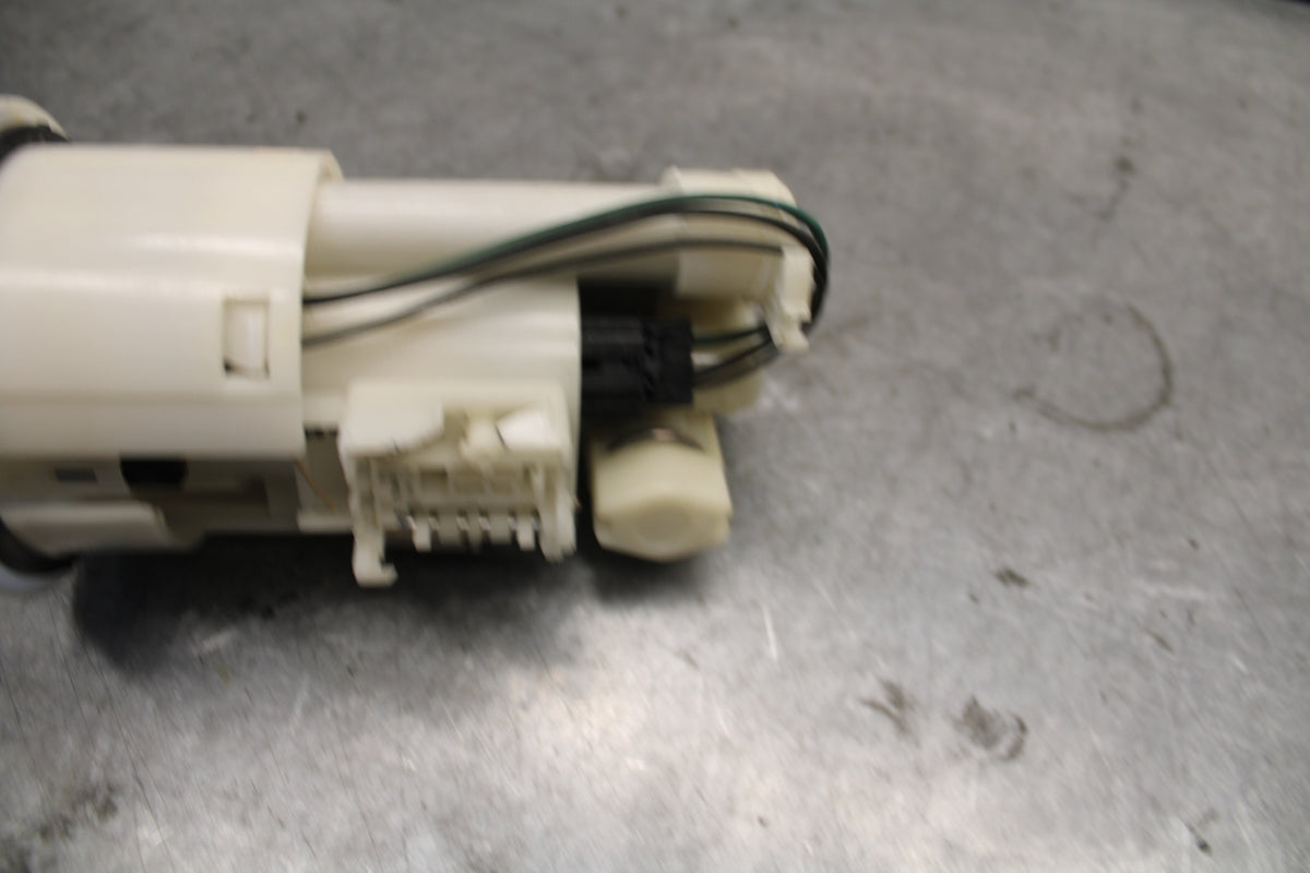 07-08 YAMAHA YZF R1 FUEL PUMP GAS PETROL SENDER UNIT 4C8-13907-01-00  BB676